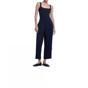 NEW DĀL THE LABEL mid-rise tapered pants in navy blue